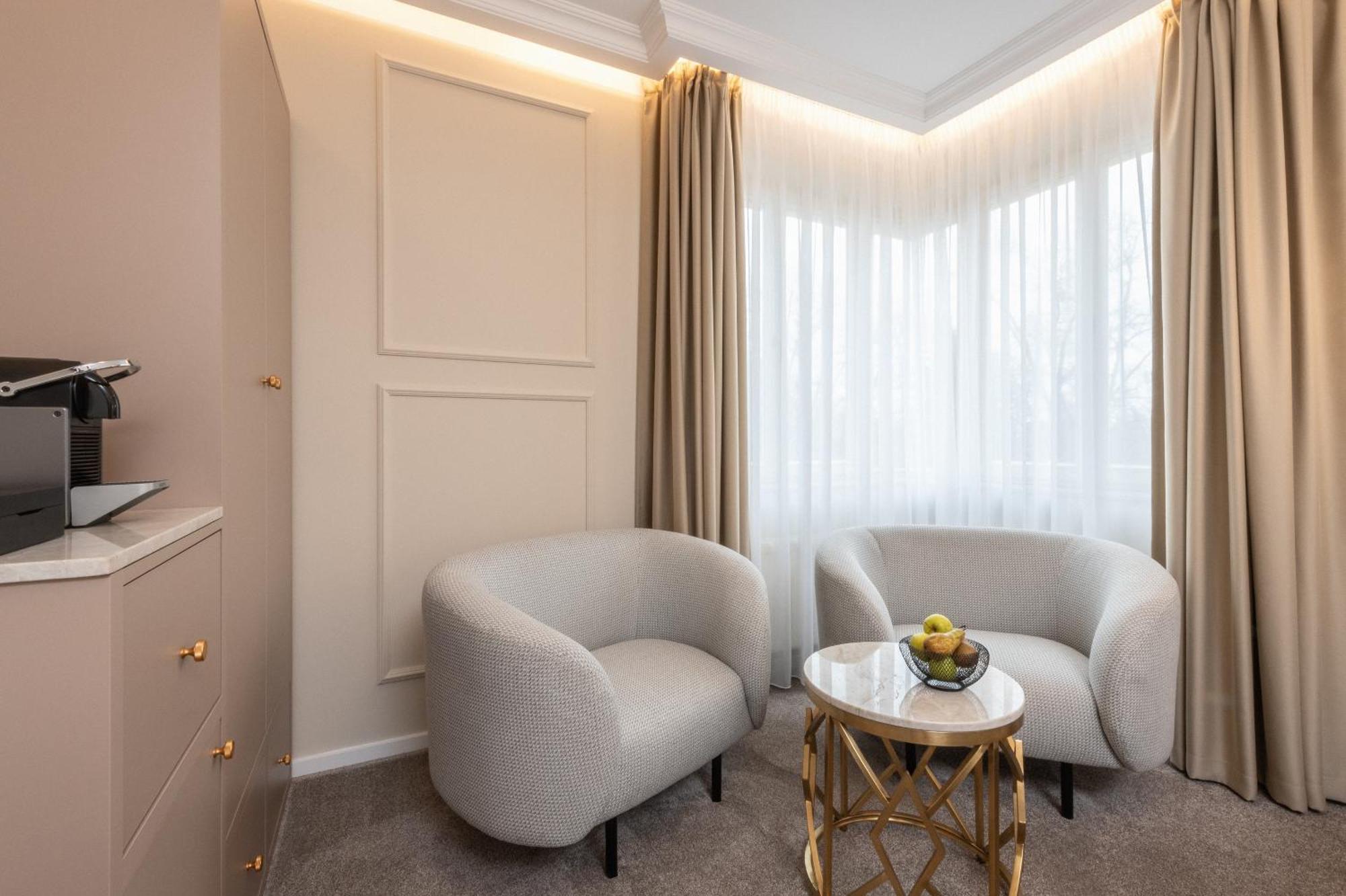 Mamma'S Boutique Hotel Poděbrady Exteriör bild